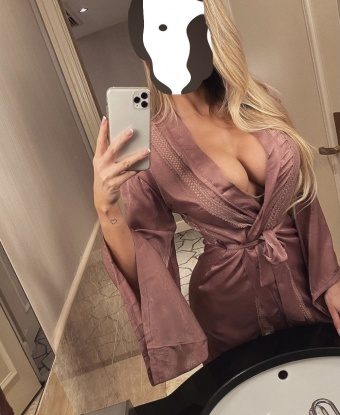 У меня множество опытов, которые я готова реализовать с вами. 💋 Мои услуги наполнены чувственностью и энергией, и я готова подарить вам незабываемые моменты наедине. 🌹 Я обладаю искрометным чувством юмора, а также умею слушать и быть внимательной собеседницей. А главное - я умею слушать и удовлетворять ваши желания. 😘 Живу в самом сердце Москвы, где нас ждет комфортное и уютное место для наших встреч. На моих фото вы можете видеть мою настоящую красоту и сексуальность. 📸 Жду вас, чтобы воплотить в жизнь наши самые горячие фантазии! 😉💦 13529, 26 лет